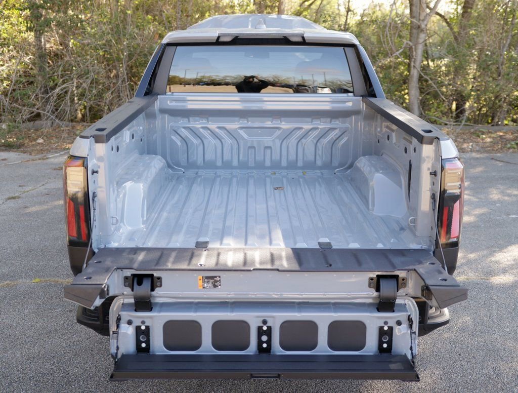 2026 GMC Sierra EV Elevation - Photo 29