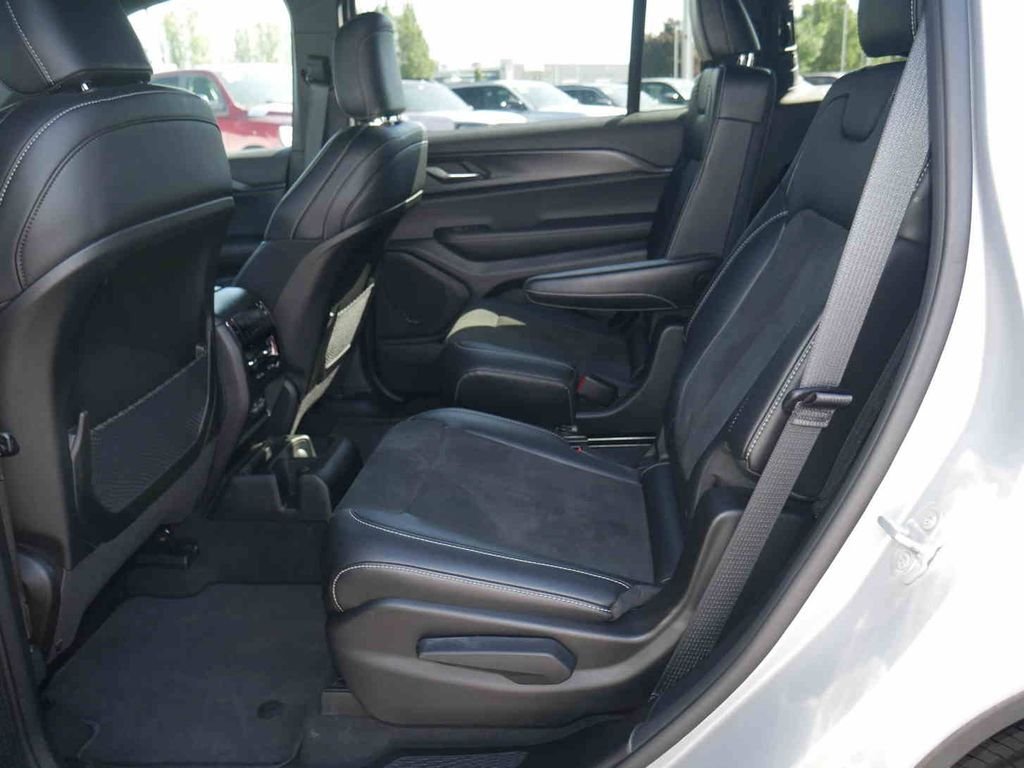 Used 2025 Silver Jeep Altitude X image 13