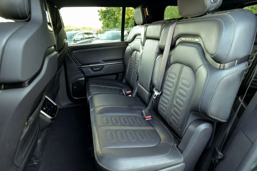 Used 2025 Green Rivian Adventure Dual Motor Standard Pack image 27