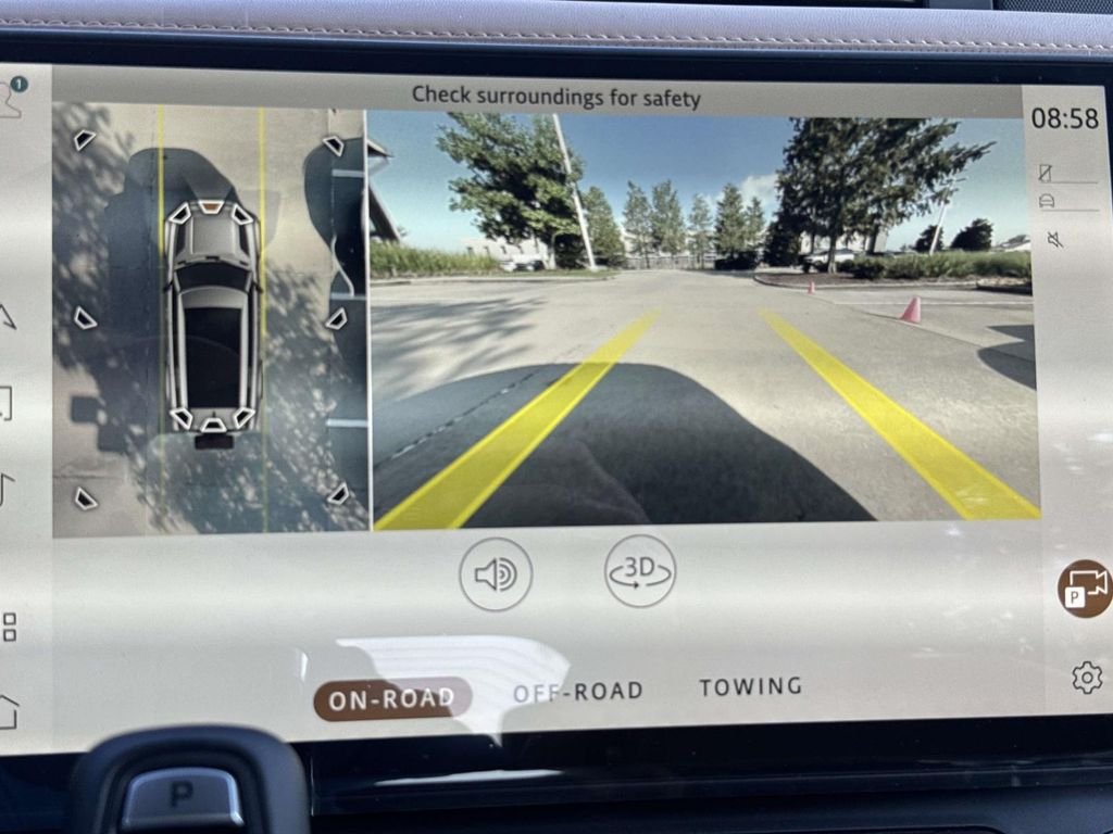 New 2026 Santorini Black Land Rover X-Dynamic SE image 15
