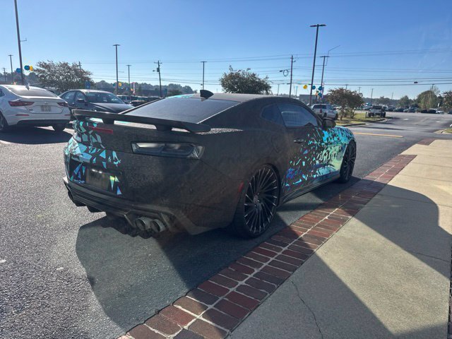 Used 2018 Gray Chevrolet SS image 7
