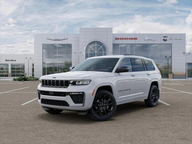 New 2026 Bright White Clear-Coat Exterior Paint Jeep Limited image 27
