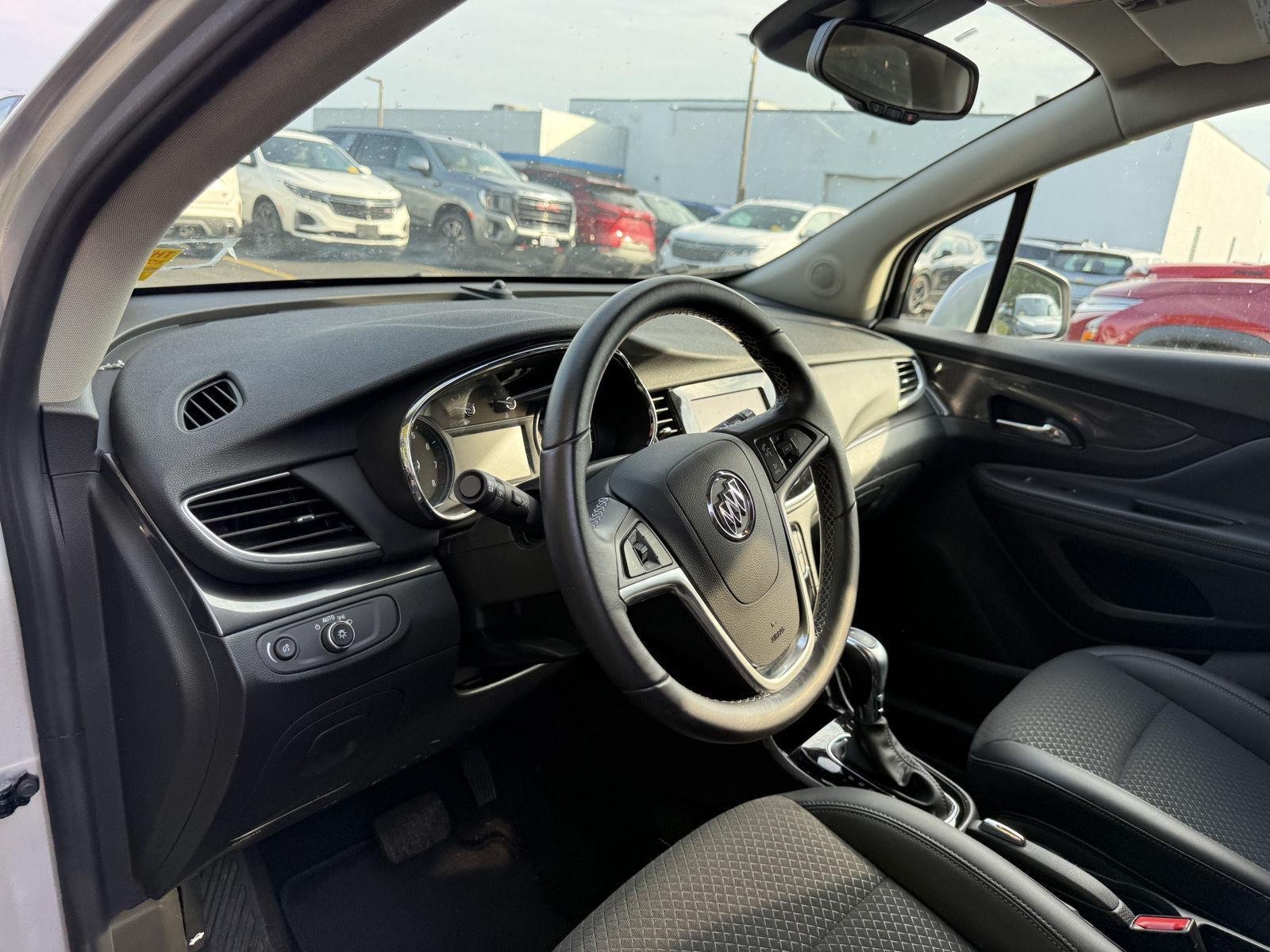 Used 2022 Quicksilver Metallic Buick Preferred image 5