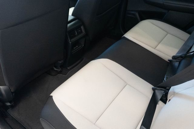 Used 2024 White Honda EX image 17