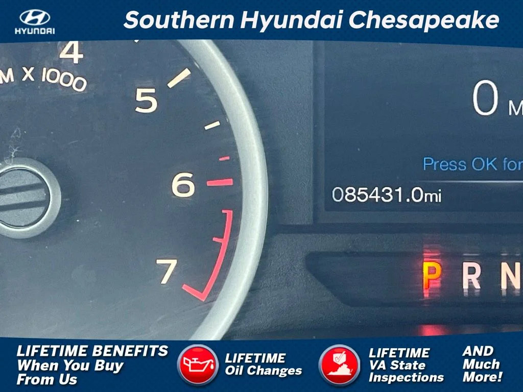 Used 2018 Gray Ford XLT image 1