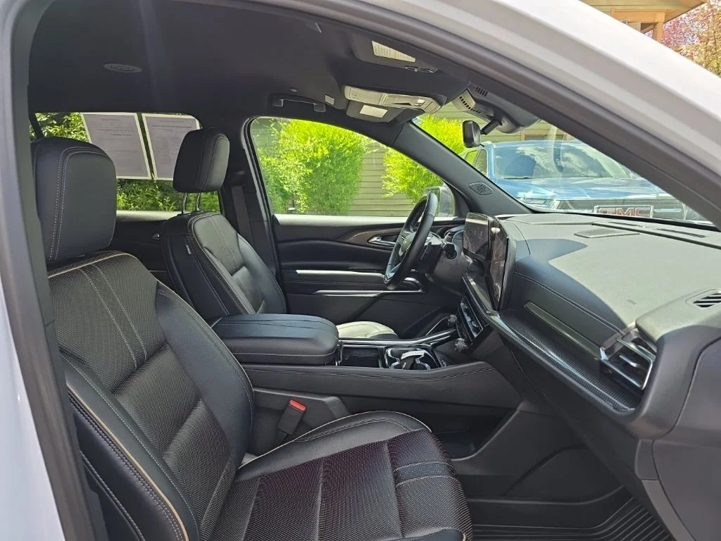 2026 Chevrolet Traverse High Country - Photo 25