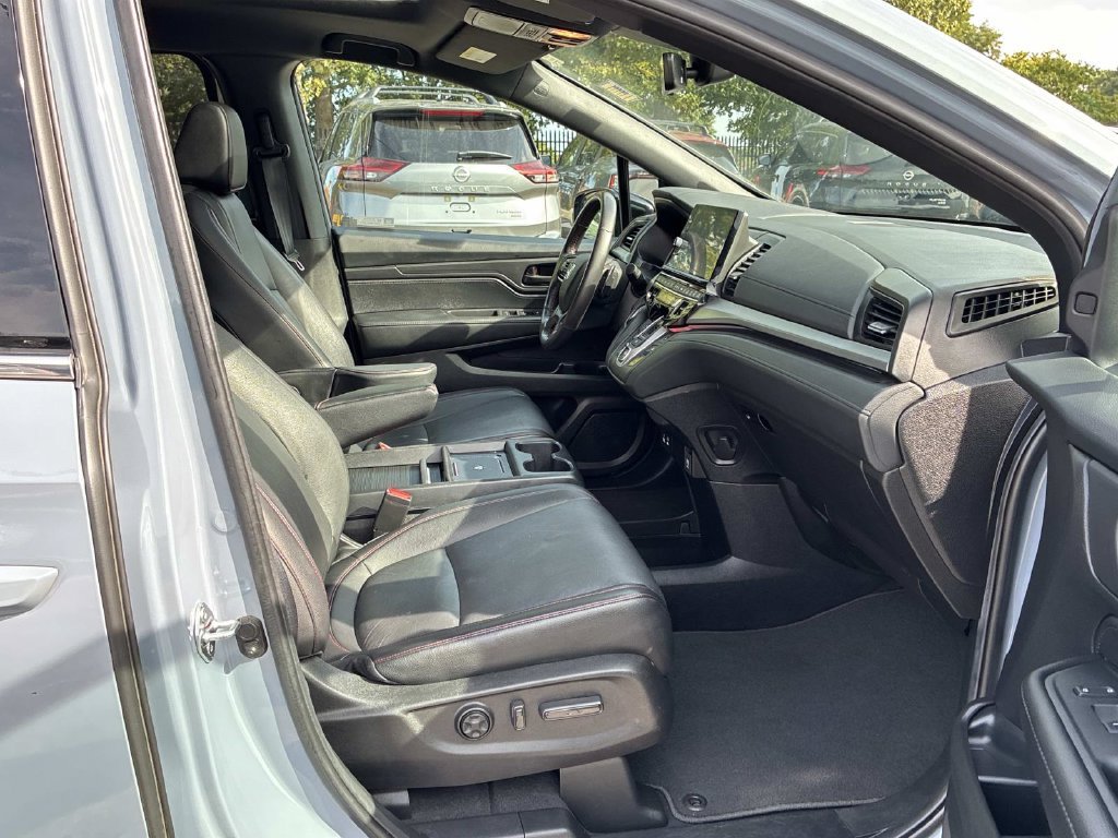 Used 2025 Gray Honda Sport-L image 10