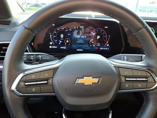 Used 2025 Black Chevrolet Premier image 24
