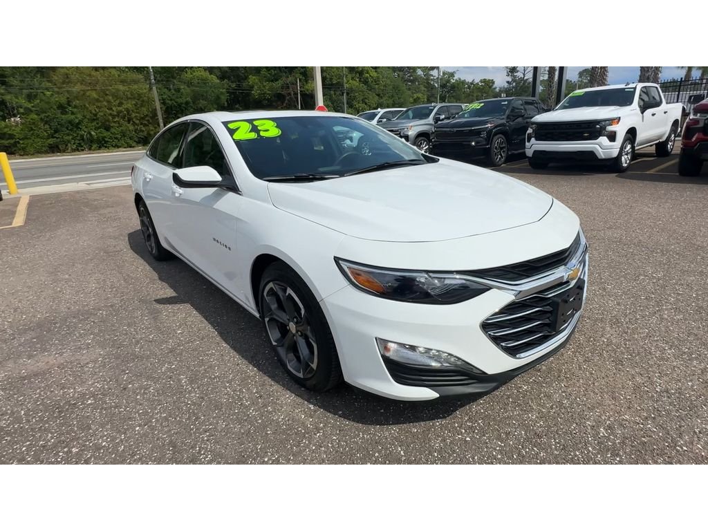 Used 2023 Summit White Chevrolet LT image 8