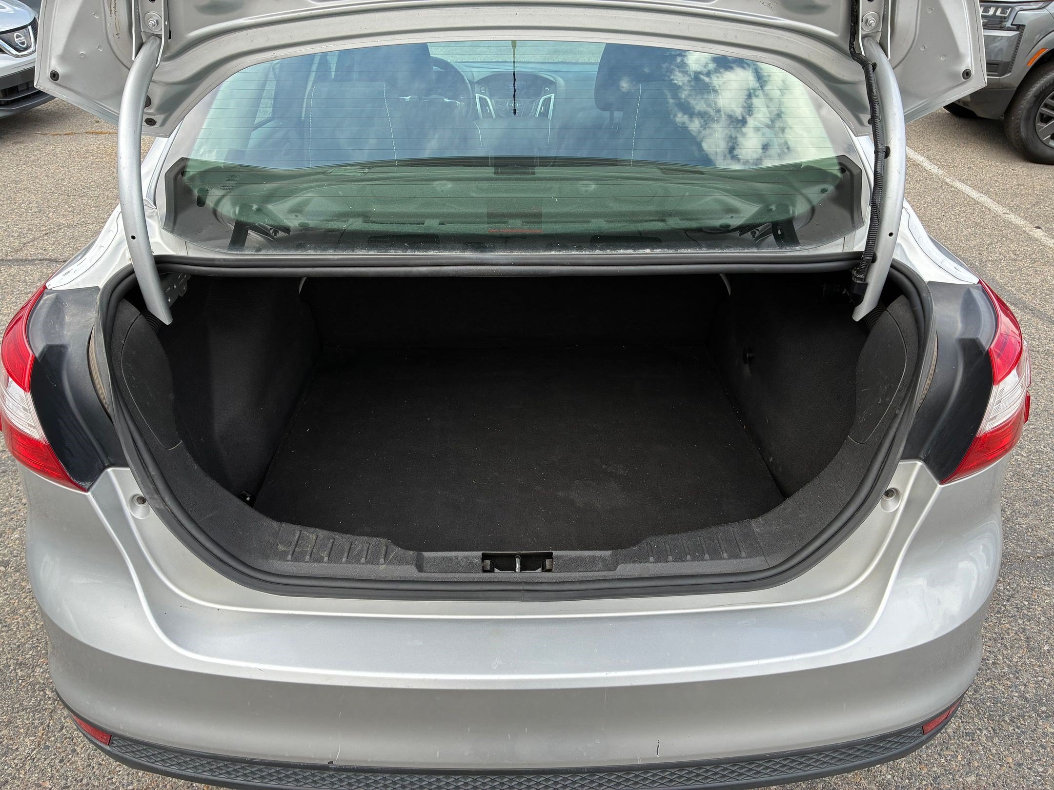Used 2012 Ingot Silver Ford SE image 25