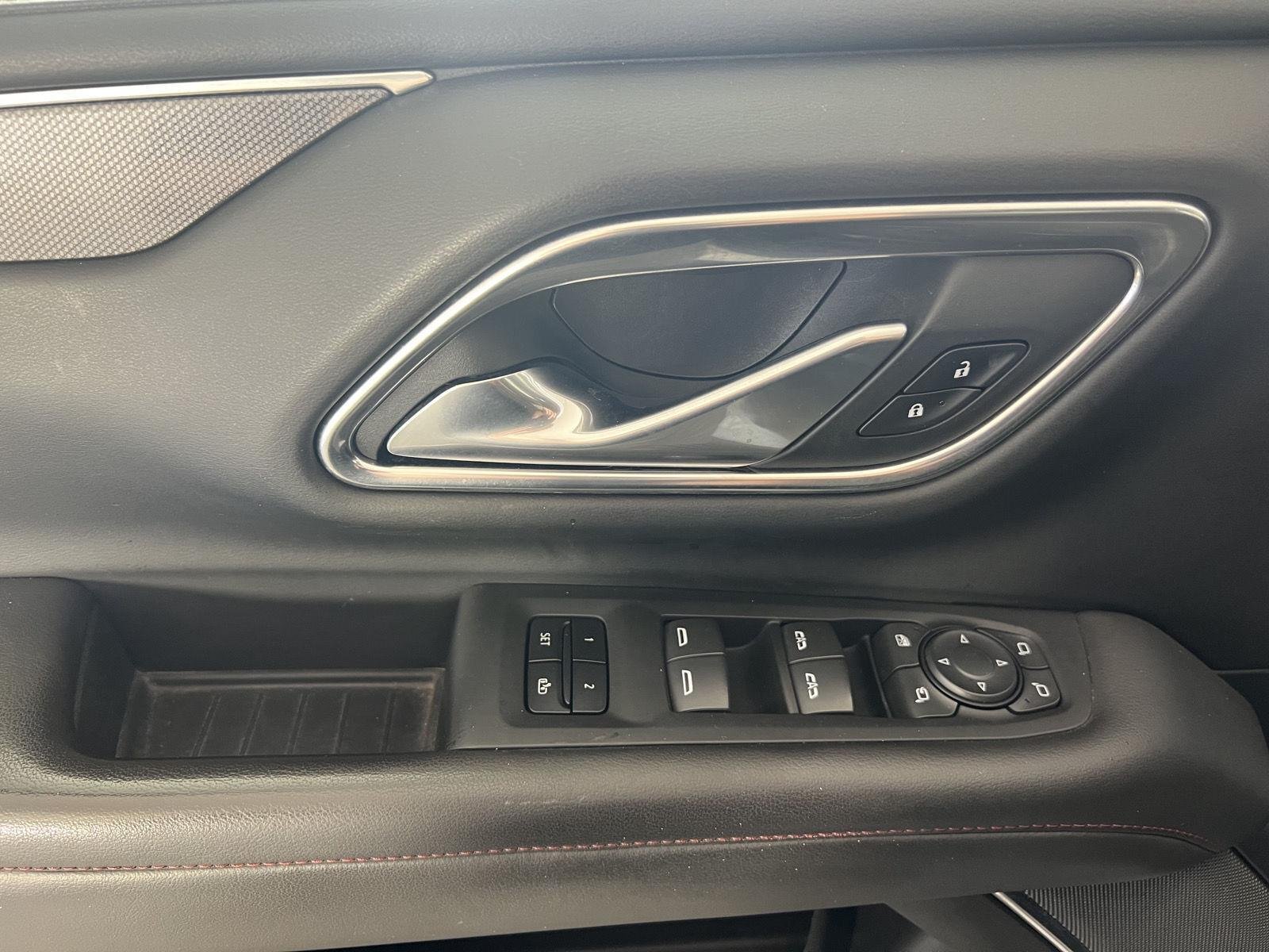 Used 2022 Summit White Chevrolet RST image 7