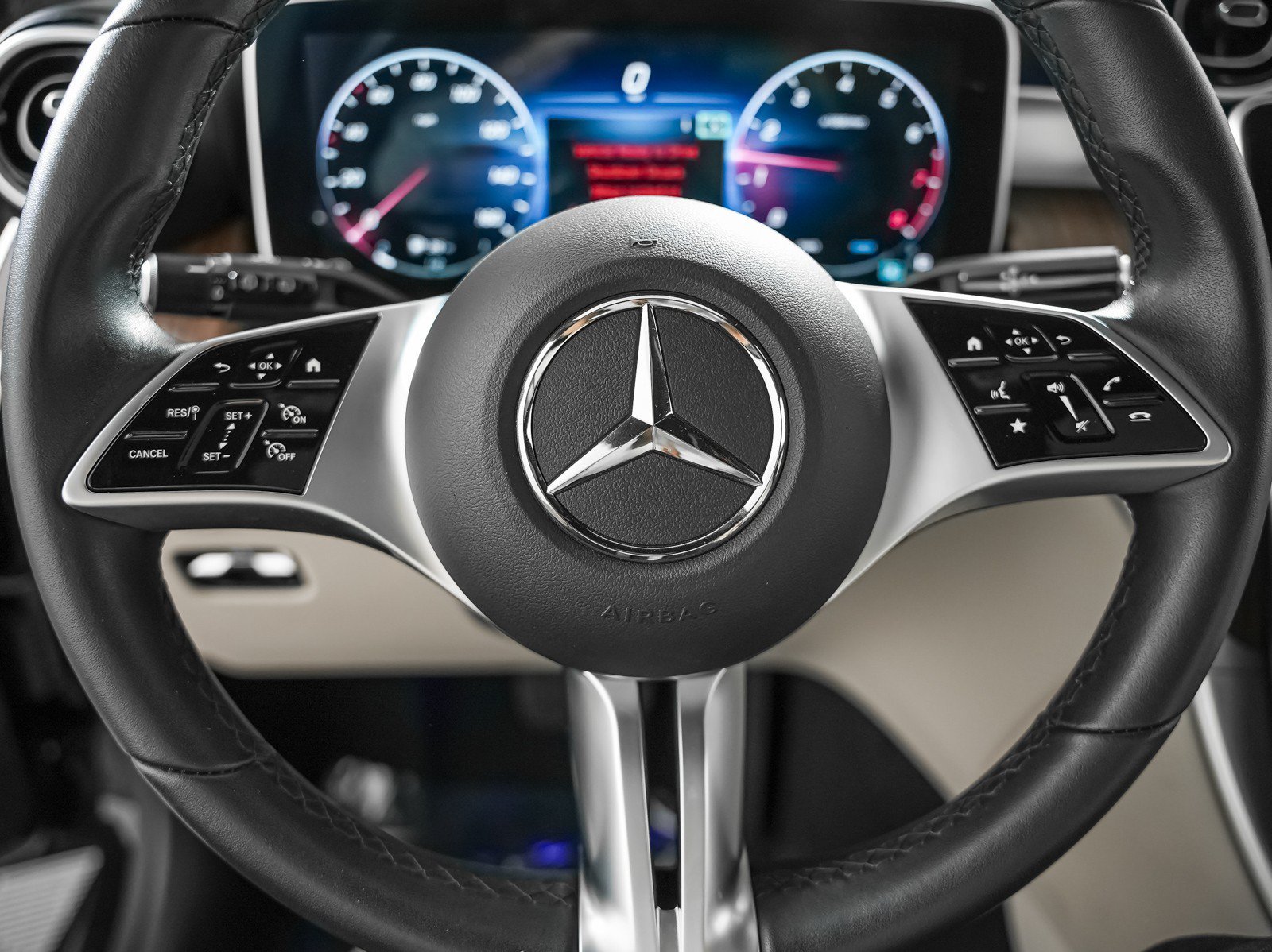 Certified Used 2024 Black Mercedes-Benz GLC 300 image 12