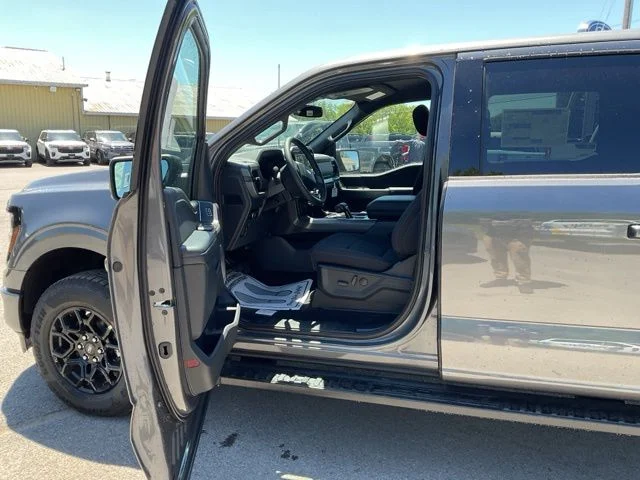 New 2026 Carbonized Gray Metallic Ford XLT image 85