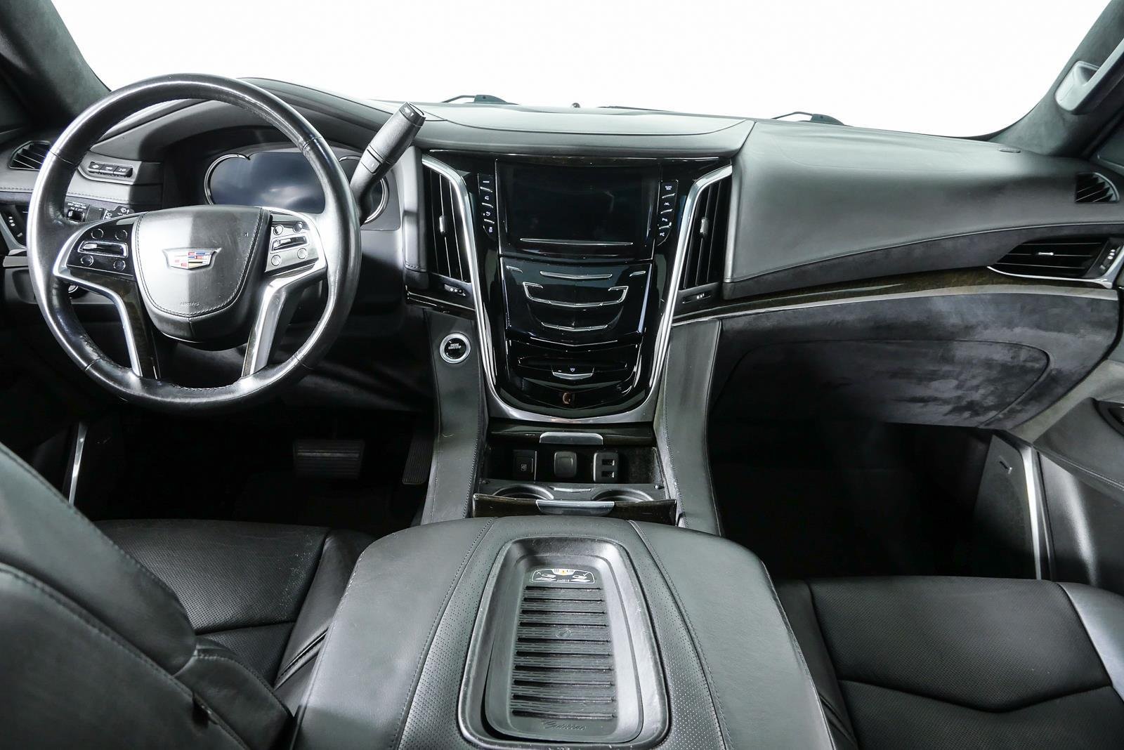 Used 2018 BLACK RAVEN Cadillac Platinum image 20