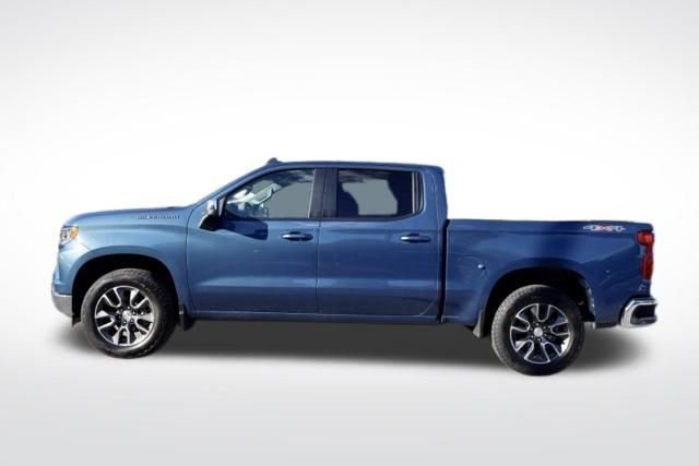 Used 2024 Blue Chevrolet LT image 8