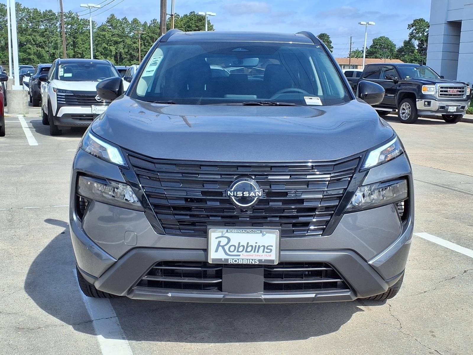 2026 Nissan Rogue Dark Armor™ Gray at Robbins Nissan