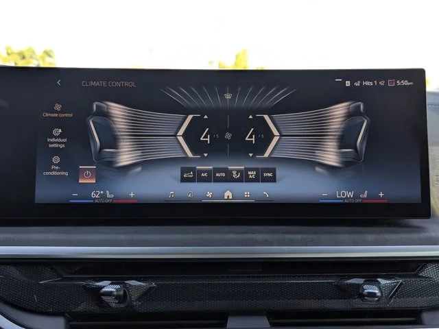 New 2026 Dravit Grey Metallic BMW sDrive40i image 27