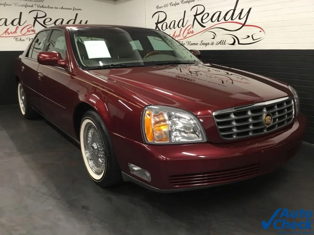 Used 2000 Red Cadillac DHS image 3