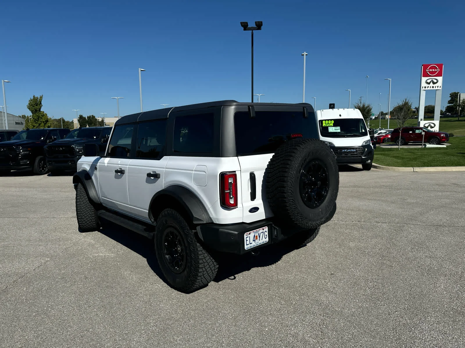 Used 2024 Oxford White Ford Wildtrak image 7