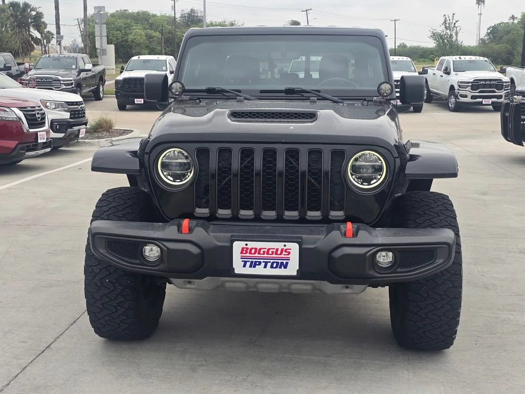 Used 2021 Black Jeep Mojave image 10