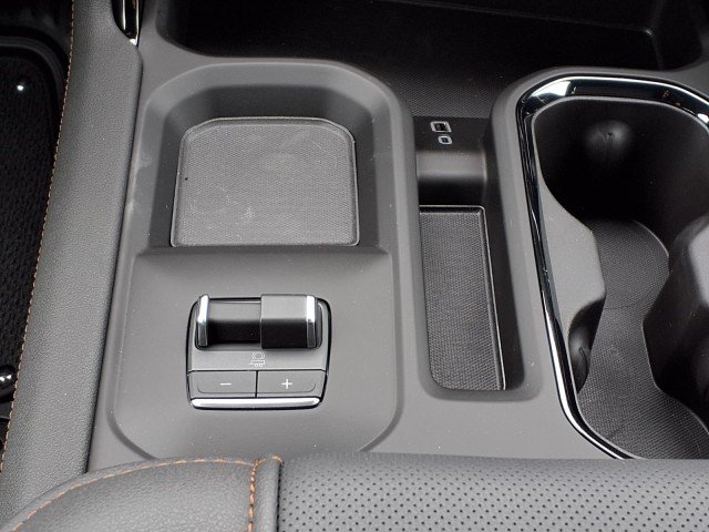 2026 GMC Sierra 2500HD AT4 - Photo 19