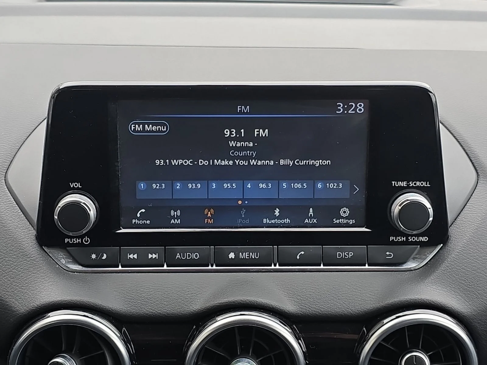 Used 2025 Gray Nissan S image 5