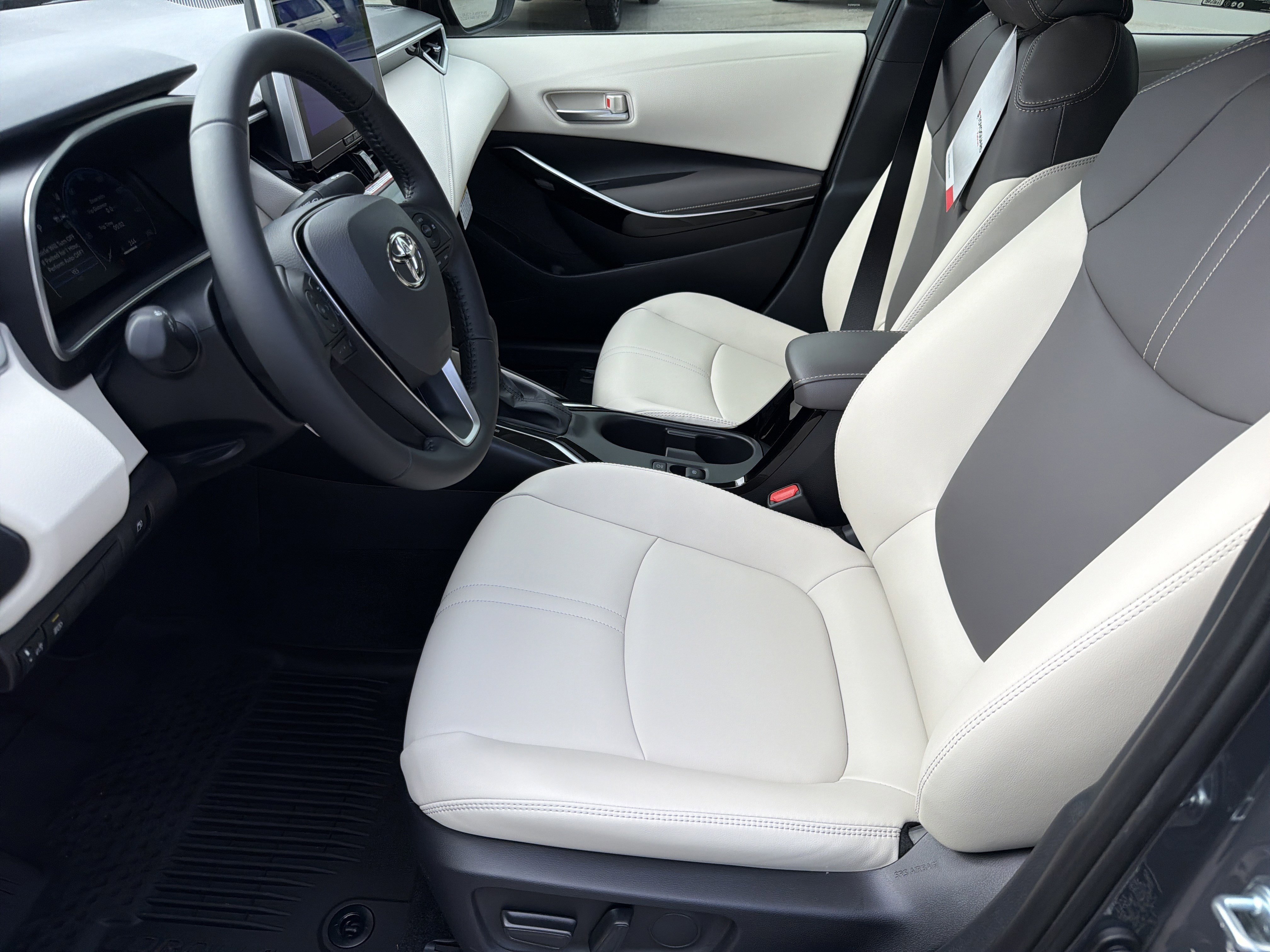 New 2026 Underground Toyota Hybrid XLE image 9