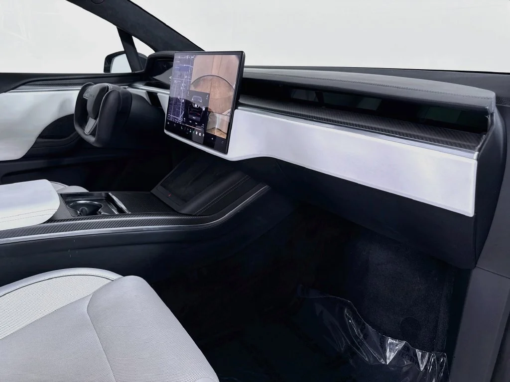 Used 2024 Black Tesla Plaid image 31