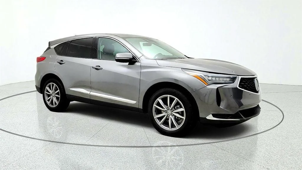 Used 2023 Liquid Carbon Metallic Acura FWD w/Technology Package image 3