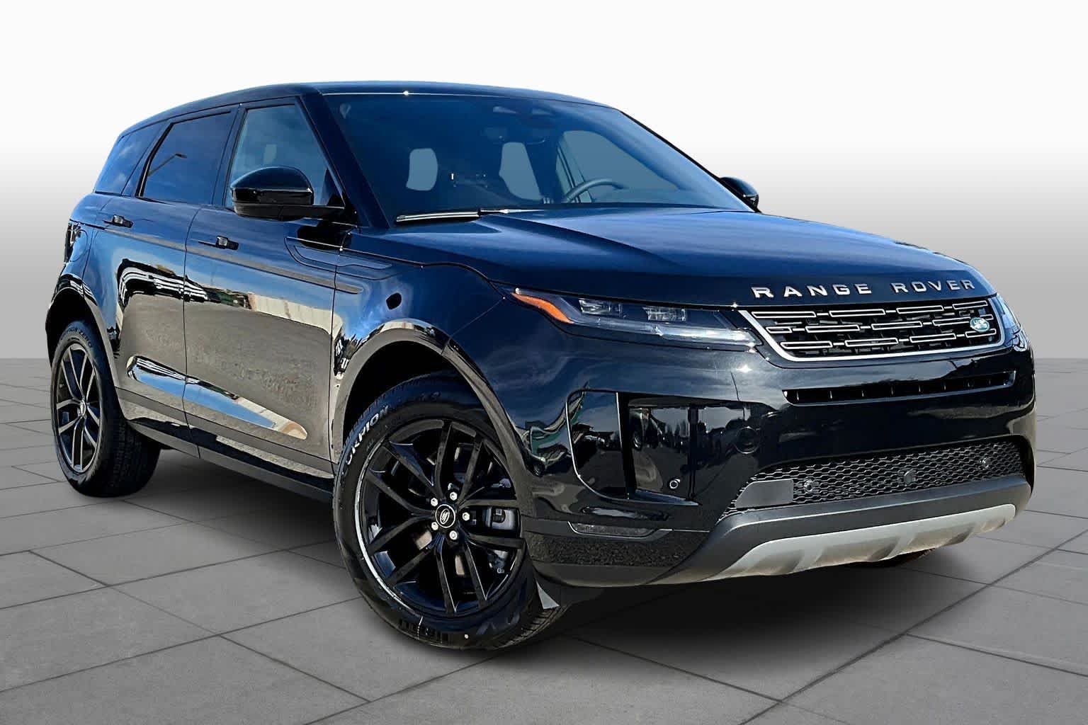 New 2026 Santorini Black Metallic Land Rover Core S image 2