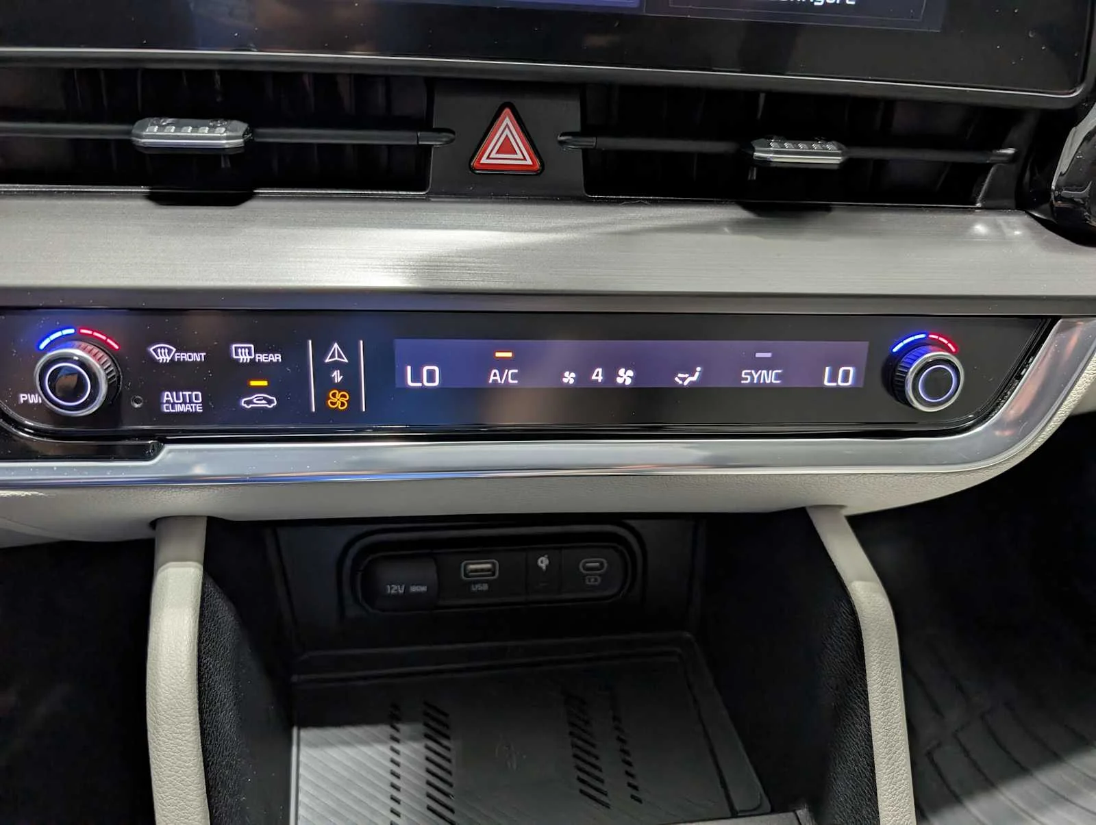 Used 2023 Ebony Black Kia EX image 29