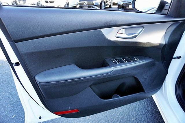 Used 2023 White Kia LX image 16