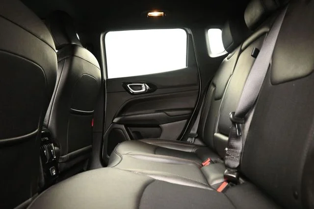 Used 2025 White Jeep Trailhawk image 11