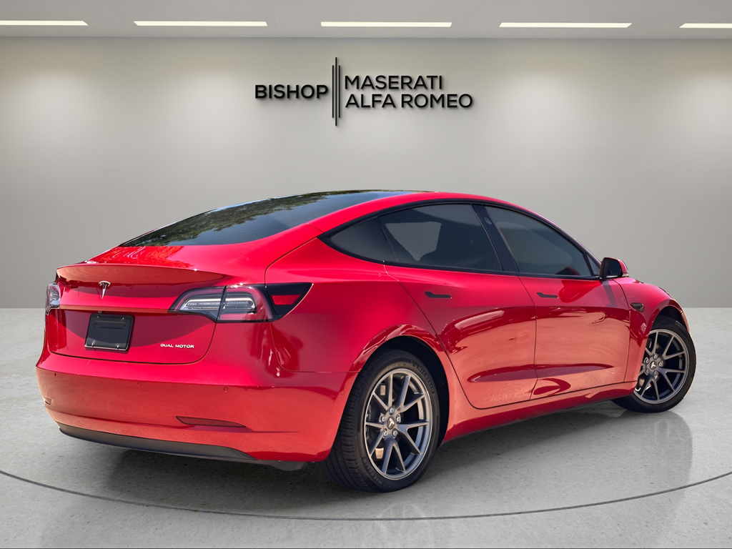 Used 2022  Tesla Long Range image 5