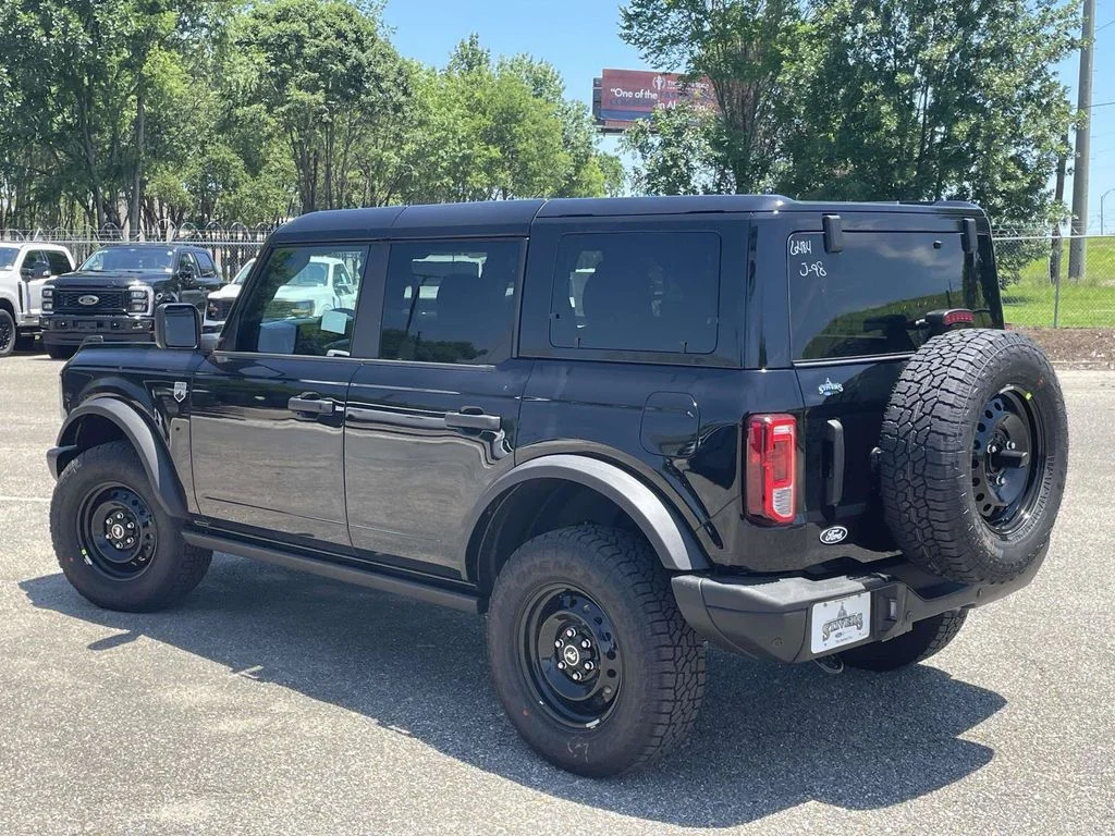 New 2026 Shadow Black Ford Big Bend image 5