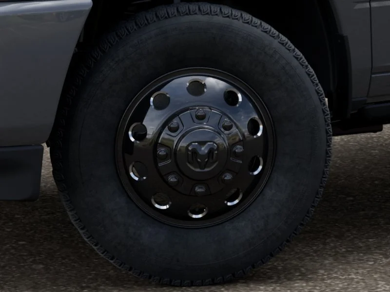 New 2026 Ceramic Gray Clear-Coat Exterior Paint RAM Laramie image 9
