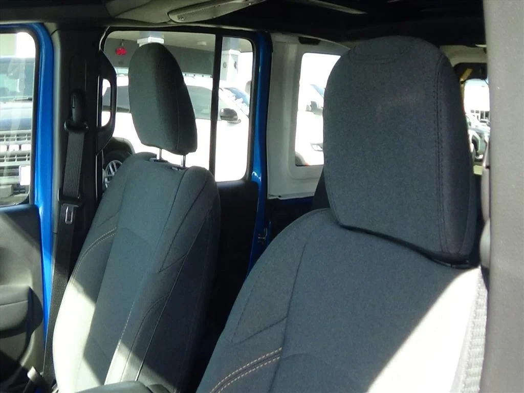 Used 2024 Hydro Blue Pearl Coat (pbj) Jeep Willys image 18