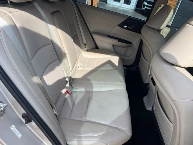 Used 2013 Beige Honda EX-L image 29