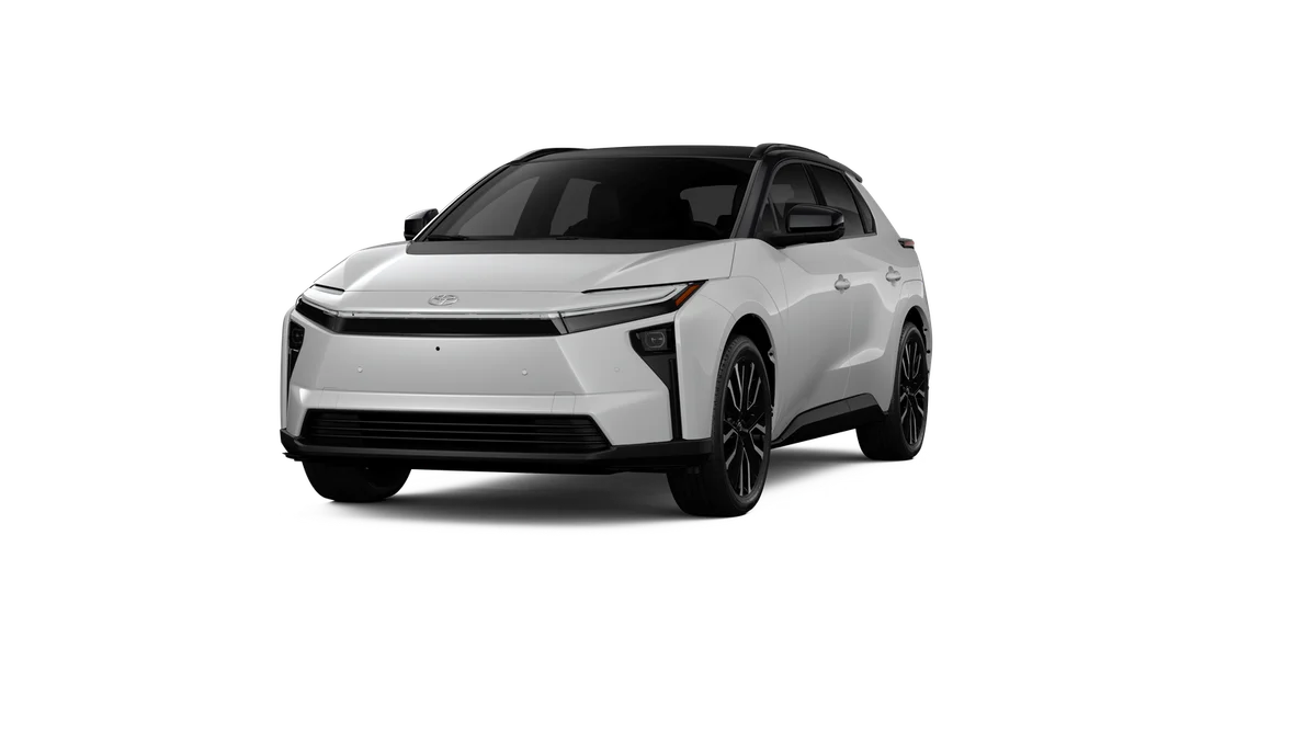 New 2026 Wind Chill Pearl with Midnight Black Metallic roof Toyota Limited image 19