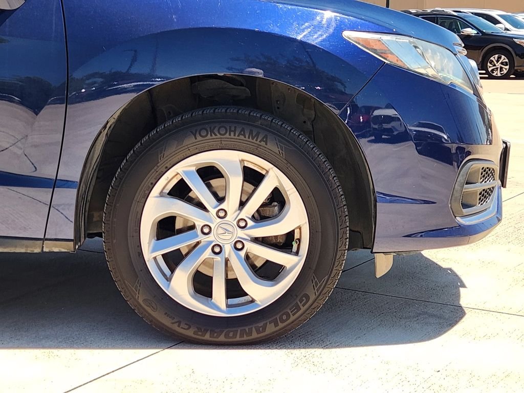 Used 2017 Fathom Blue Pearl Acura w/Technology Pkg image 8