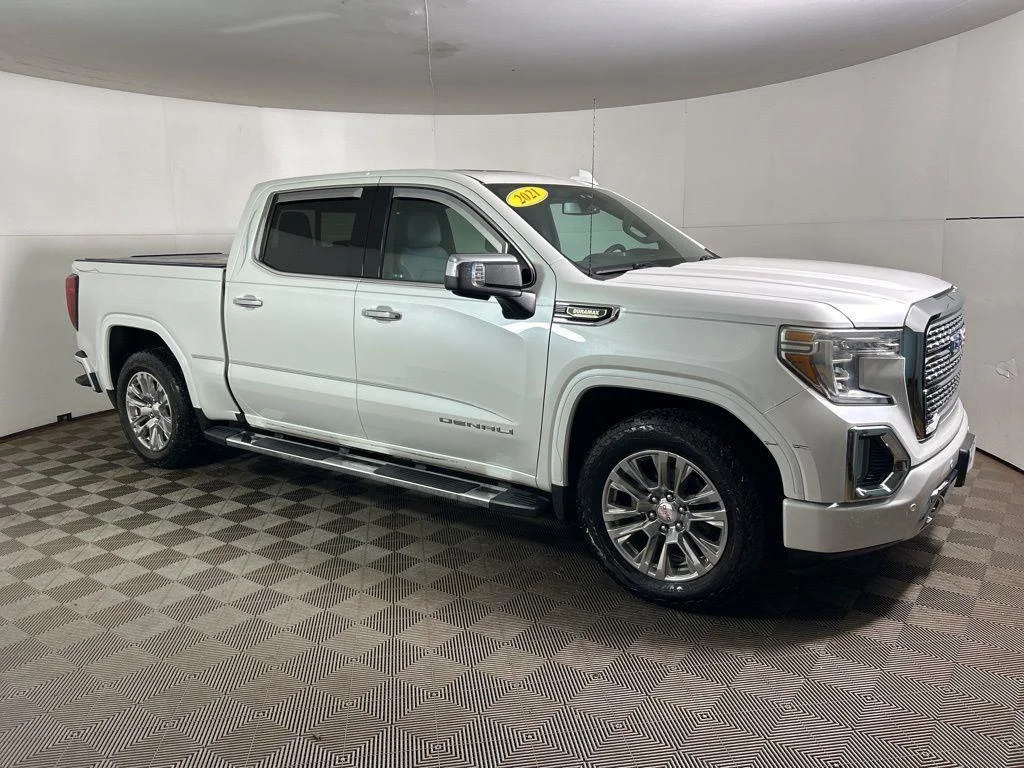 Used 2021 White Frost GMC Denali image 7