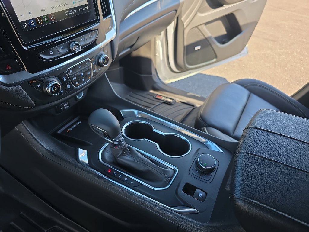 Used 2023 Beige Chevrolet Premier image 29