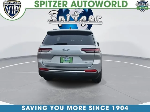 Used 2021 Silver Jeep Limited image 8