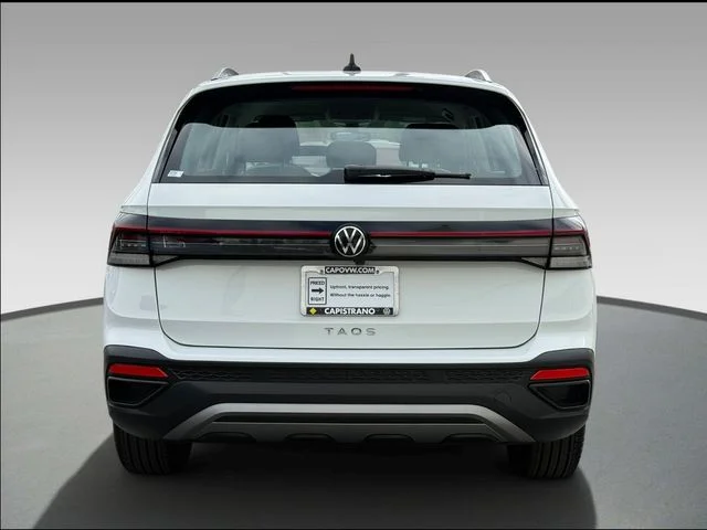 Used 2025 Pure White Volkswagen 1.5T S image 5