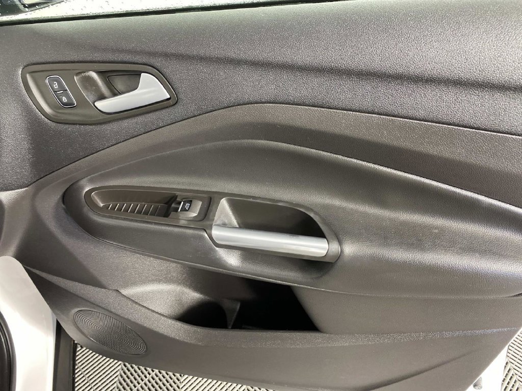Used 2018 White Ford Titanium image 26