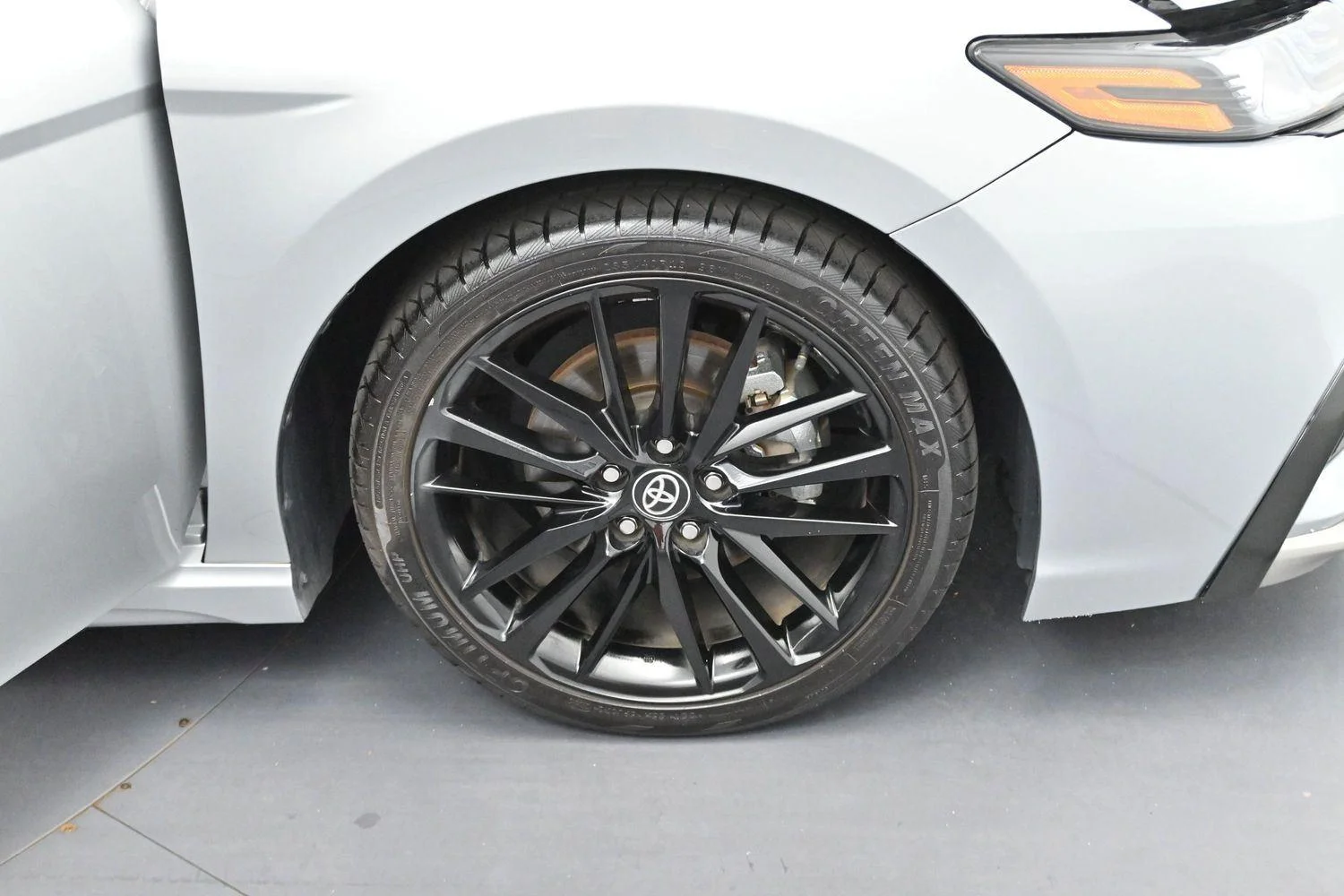 Used 2024 Celestial Silver Metallic Toyota XSE V6 image 33