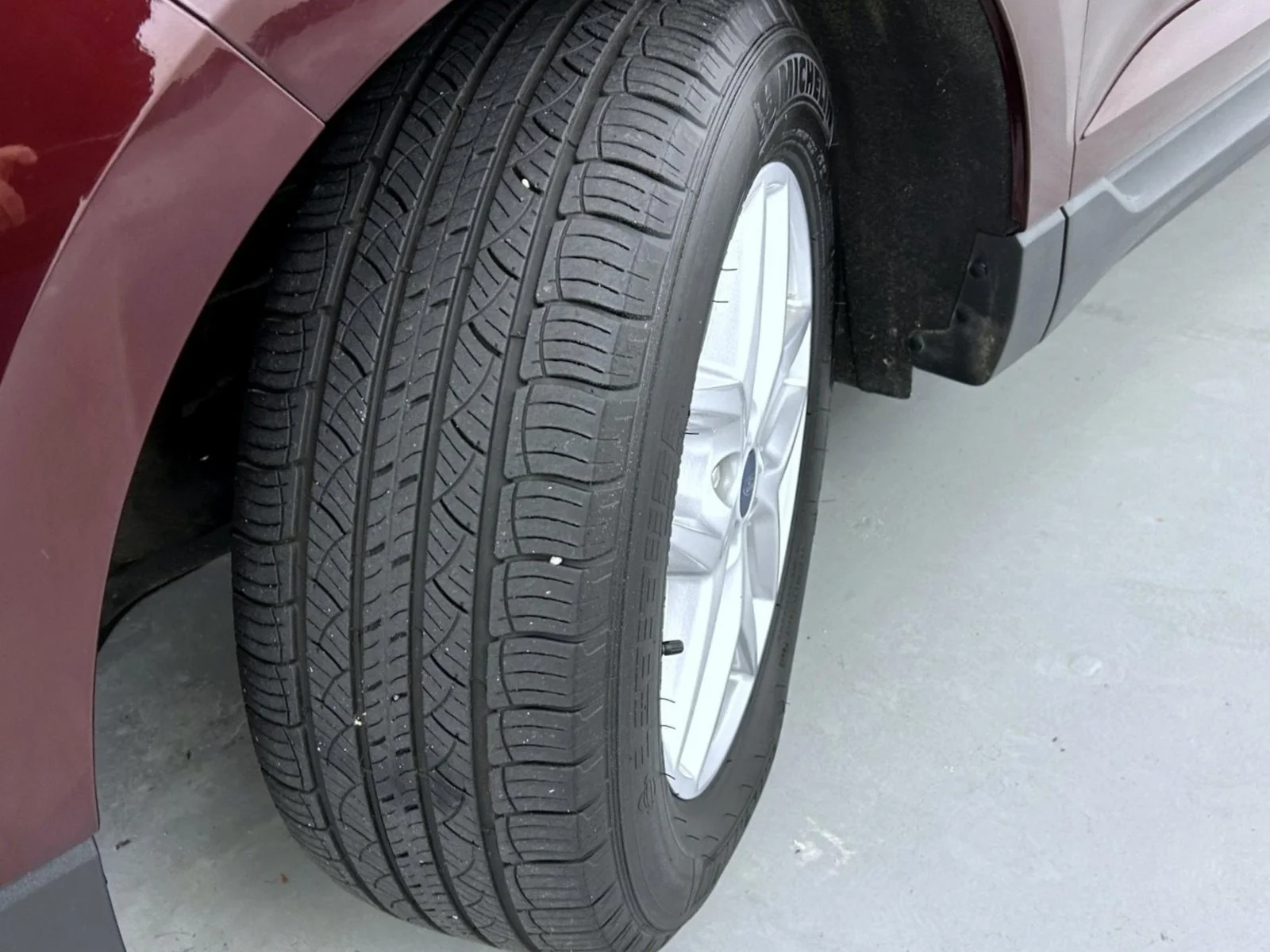 Used 2024 Red Ford SEL image 24