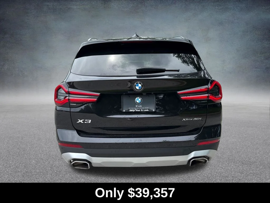 Used 2023 Black BMW xDrive30i image 4