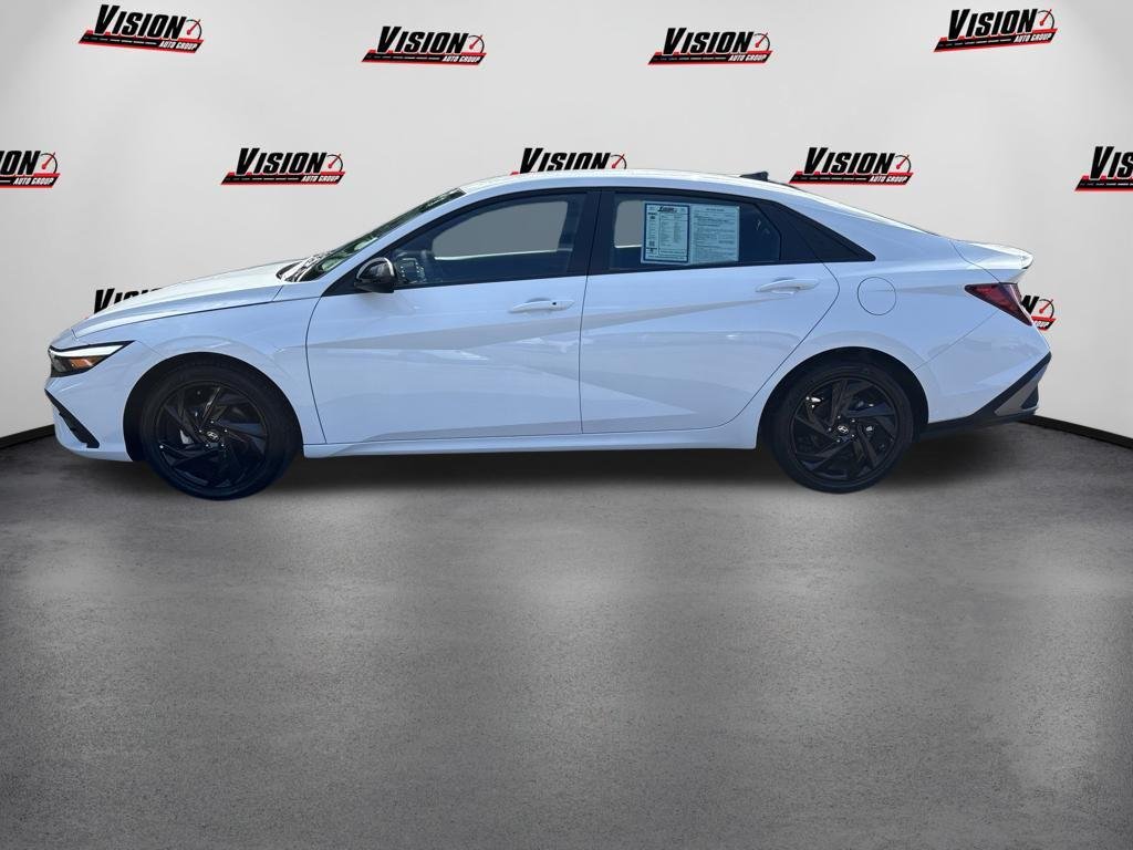 New 2026 White Hyundai SEL Sport image 8