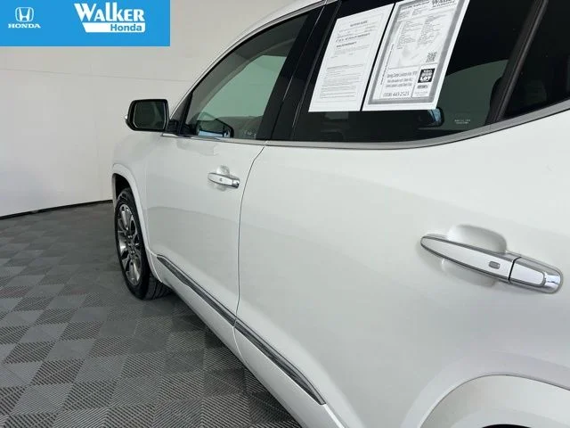 Used 2023 White GMC Denali image 12